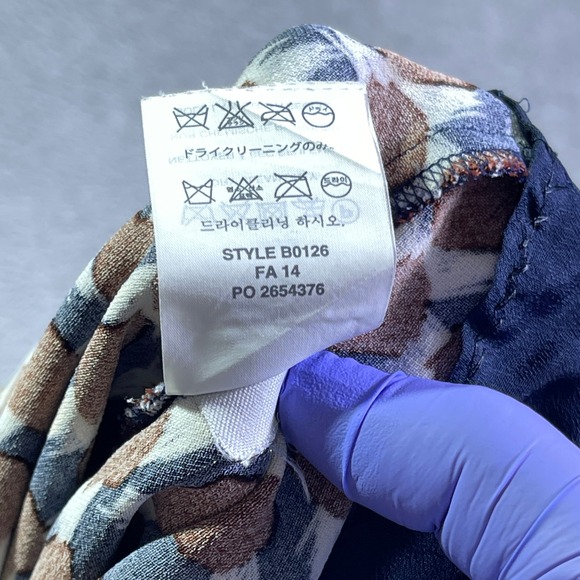 J Crew Sleeveless Pleated Front Geometric Print Top Size 8 - Picture 9 of 10